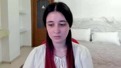 Kate online show from May 2026 09:40:01 AM