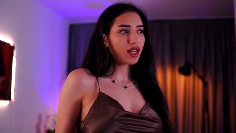 Gina online show from March 2025 08:46:02 PM