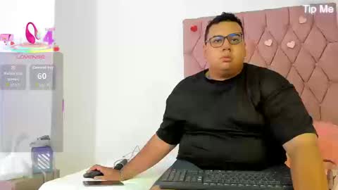 Snapshot of ginelawest chatting on September 2025 04:05:01 AM Gine online show from September 2025 04:05:01 AM