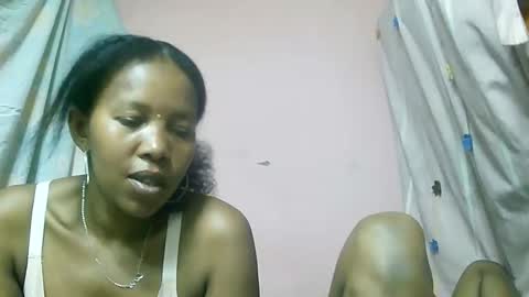 Snapshot of ginette9794 chatting on October 2025 06:31:01 PM Ginette9794 online show from October 2025 06:31:01 PM