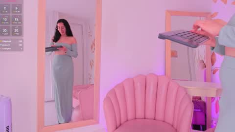 Snapshot of ginevra_esposito chatting on January 2026 01:15:02 PM Ginn online show from January 2026 01:15:02 PM