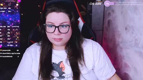 Snapshot of ginger_grayy chatting on January 2025 05:02:02 PM Alexa here online show from January 2025 05:02:02 PM