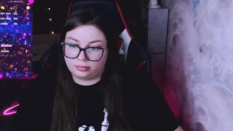 Snapshot of ginger_grayy chatting on January 2025 09:11:02 PM Alexa here online show from January 2025 09:11:02 PM