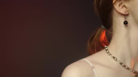        im expecting 350 thumbs up on my altar   online show from February 2025 10:07:02 PM