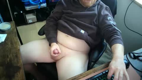 gingermooncum online show from April 2026 06:14:02 PM
