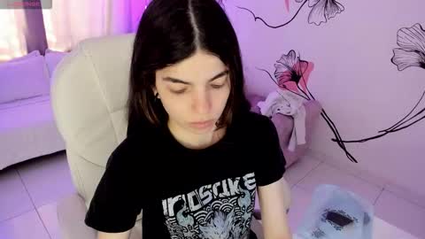 Snapshot of ginnywett chatting on February 2026 01:26:02 PM Kendall online show from February 2026 01:26:02 PM