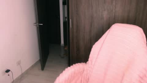 giny_bean online show from May 2026 11:12:02 PM