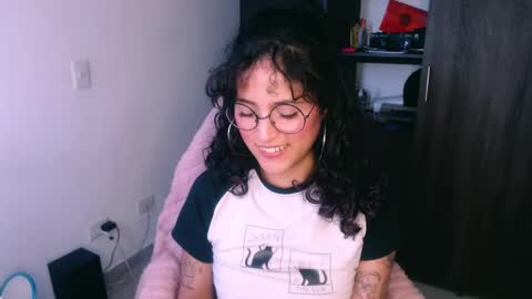 giny_bean online show from May 2026 10:39:01 PM