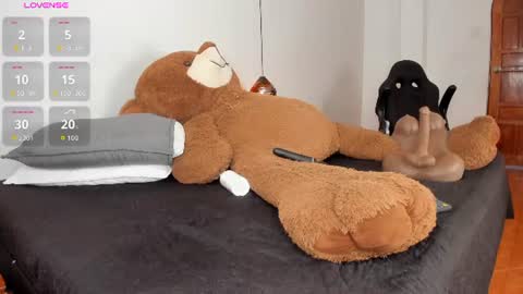 gio_gray online show from July 2026 07:23:02 AM