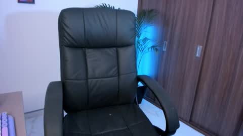 Gigi o Giorgi  online show from September 2025 03:10:02 AM