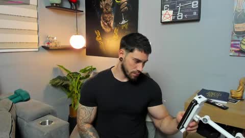 Giorgio leone online show from May 2026 05:24:01 AM