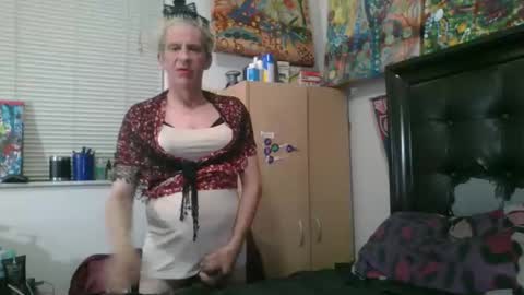 giovanni131971 online show from December 2025 09:41:02 PM