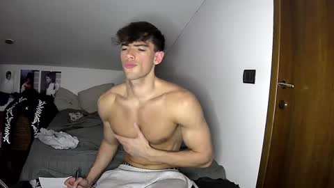 Snapshot of giovyyx chatting on March 2025 11:20:02 PM giovyyx online show from March 2025 11:20:02 PM