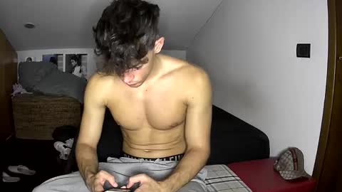 Snapshot of giovyyx chatting on September 2025 08:50:02 AM giovyyx online show from September 2025 08:50:02 AM