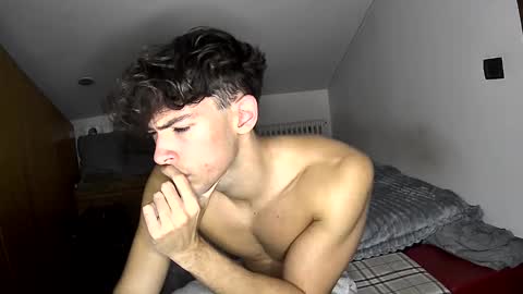 Snapshot of giovyyx chatting on October 2025 02:45:02 PM giovyyx online show from October 2025 02:45:02 PM