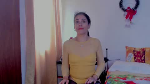 Snapshot of girasol_walton chatting on December 2024 03:59:02 PM Girasol Walton online show from December 2024 03:59:02 PM