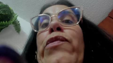 Snapshot of girasol_walton chatting on September 2025 05:05:02 PM Girasol Walton online show from September 2025 05:05:02 PM