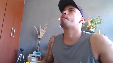 piggy boy online show from January 2025 03:46:02 PM