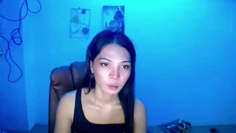 Aisha online show from November 2025 09:36:02 PM