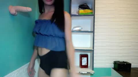 Vanessa online show from July 2026 02:13:01 PM