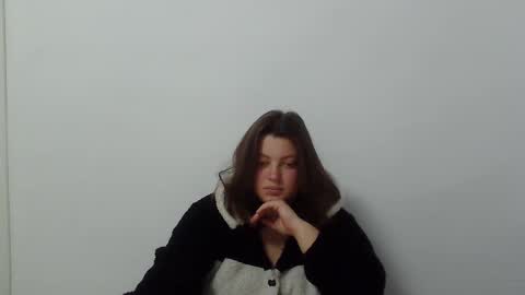 girl_leya online show from October 2025 08:51:01 PM