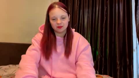 girl_shy07 online show from May 2026 05:10:01 PM