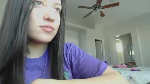 Snapshot of girlnextdoor702 chatting on January 2025 09:55:02 PM Jasmine online show from January 2025 09:55:02 PM