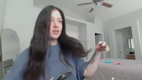 Snapshot of girlnextdoor702 chatting on March 2025 05:29:01 PM Jasmine online show from March 2025 05:29:01 PM