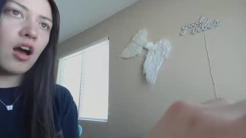 Snapshot of girlnextdoor702 chatting on October 2025 04:09:02 PM Jasmine online show from October 2025 04:09:02 PM