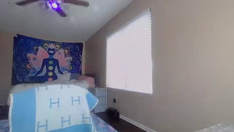 Jasmine online show from November 2025 05:55:02 PM