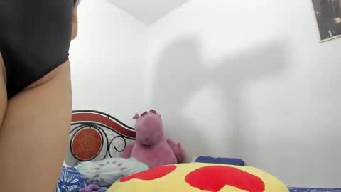 Snapshot of girlrock2024 chatting on January 2026 10:46:01 PM girlrock2024 online show from January 2026 10:46:01 PM