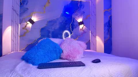 eleanor and celeste online show from November 2025 03:09:01 AM