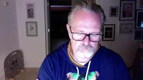 girlsandbikes online show from March 2026 12:48:02 AM