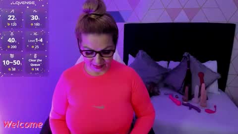 Snapshot of gisela27 chatting on October 2025 12:42:02 PM Gisella online show from October 2025 12:42:02 PM