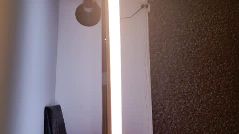 Snapshot of giselamaru chatting on October 2025 10:25:01 AM online show from October 2025 10:25:01 AM