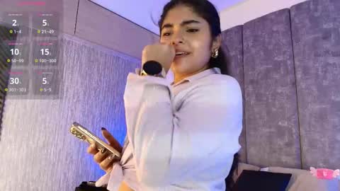 Snapshot of giselamaru chatting on November 2025 07:09:01 AM online show from November 2025 07:09:01 AM