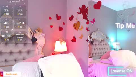 Snapshot of gisellenoah chatting on March 2025 04:02:01 PM GiselleNoah online show from March 2025 04:02:01 PM