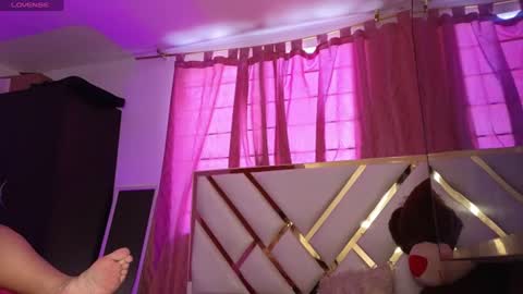 . Gisel Reyes . online show from July 2026 04:36:01 PM
