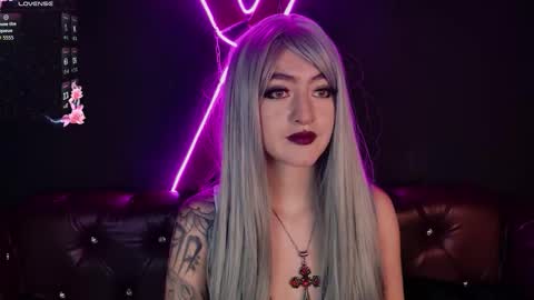 Snapshot of giselx_xx chatting on December 2025 01:15:01 PM GISEL online show from December 2025 01:15:01 PM