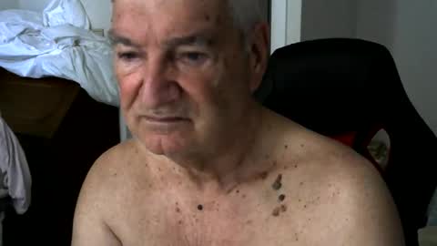 gisse1952m online show from May 2026 09:18:02 AM