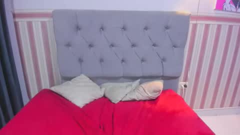 Snapshot of gissel_angel chatting on December 2024 12:51:02 AM Gissel angel online show from December 2024 12:51:02 AM