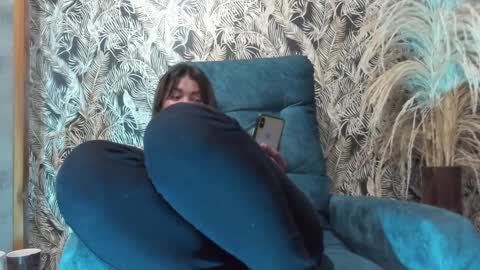 Snapshot of gissel_angel chatting on January 2025 02:25:01 AM Gissel angel online show from January 2025 02:25:01 AM