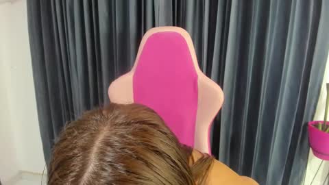 Snapshot of gissel_angel chatting on February 2025 01:34:02 AM Gissel angel online show from February 2025 01:34:02 AM