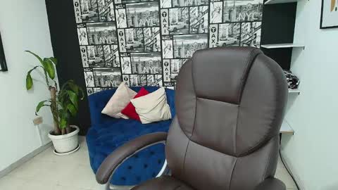 Snapshot of gissel_angel chatting on February 2025 08:14:02 PM Gissel angel online show from February 2025 08:14:02 PM