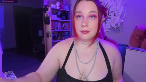 AlexaMillis online show from January 2025 07:39:02 PM