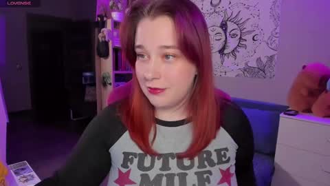 AlexaMillis online show from February 2025 08:54:02 PM