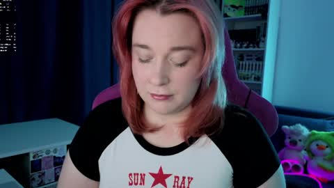 Snapshot of gitera_ chatting on July 2026 09:28:02 PM AlexaMillis online show from July 2026 09:28:02 PM