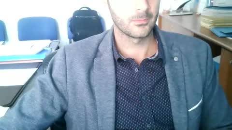 Snapshot of giuseppevai1 chatting on October 2025 09:29:01 AM giuseppevai1 online show from October 2025 09:29:01 AM