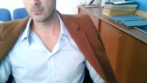 Snapshot of giuseppevai1 chatting on November 2025 11:31:02 AM giuseppevai1 online show from November 2025 11:31:02 AM