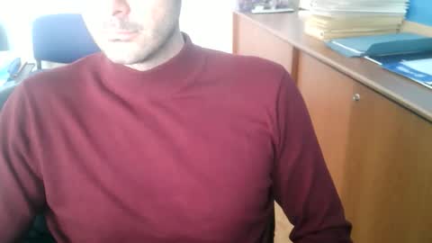 Snapshot of giuseppevai1 chatting on December 2025 10:23:02 AM giuseppevai1 online show from December 2025 10:23:02 AM